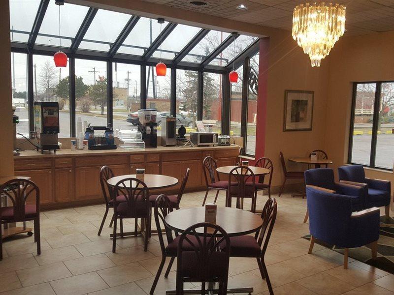 Hotel Super 8 By Wyndham Perrysburg-Toledo Extérieur photo