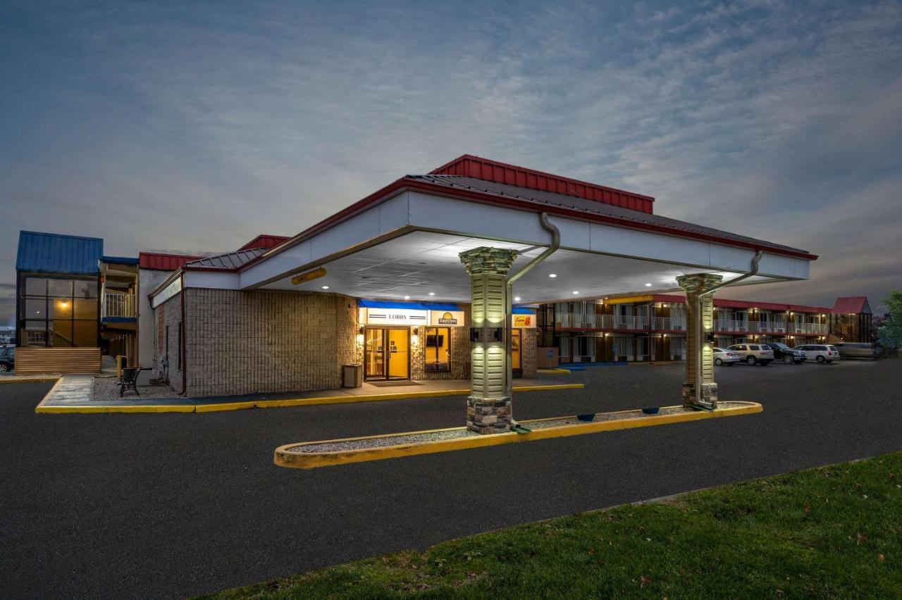 Hotel Super 8 By Wyndham Perrysburg-Toledo Extérieur photo