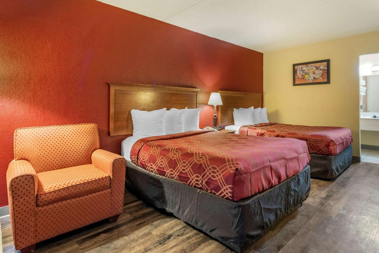 Hotel Super 8 By Wyndham Perrysburg-Toledo Extérieur photo