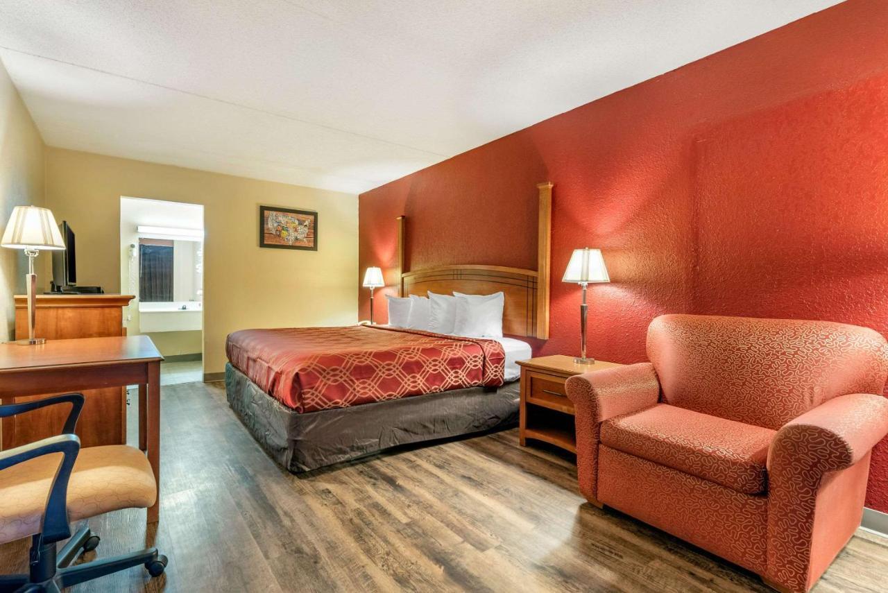 Hotel Super 8 By Wyndham Perrysburg-Toledo Extérieur photo